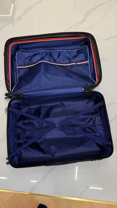 Чемодан в хорошем состоянии