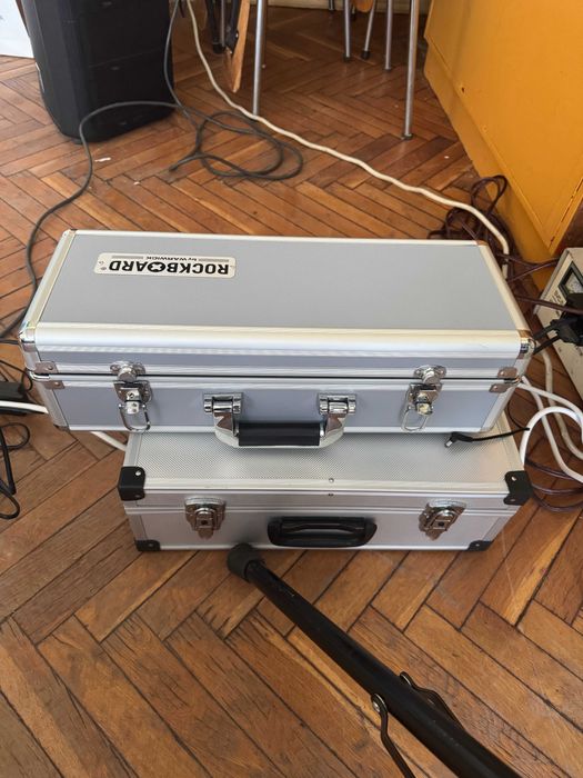 Ефекти за китара, педалборд с твърд кейс ! ТОП,ТОП състояние !