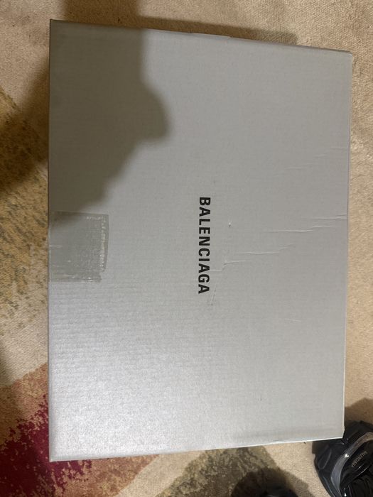 Balenciaga Runner LED