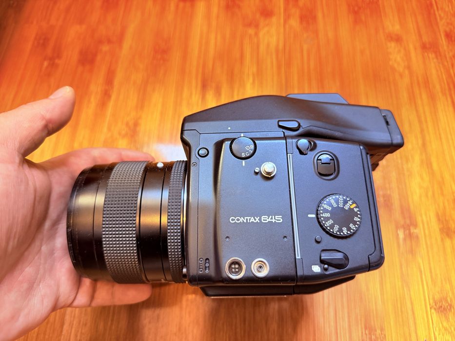 Contax 645 + Carl Zeiss Planar 80mm F2.0 Iasi • OLX.ro
