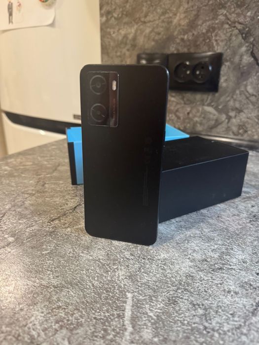 Продам телефон Oppo A57s