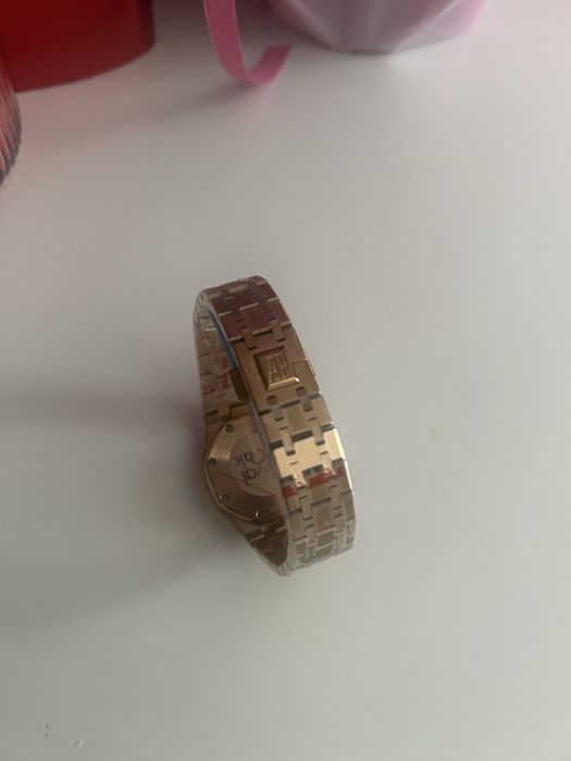 Дамски часовник апе