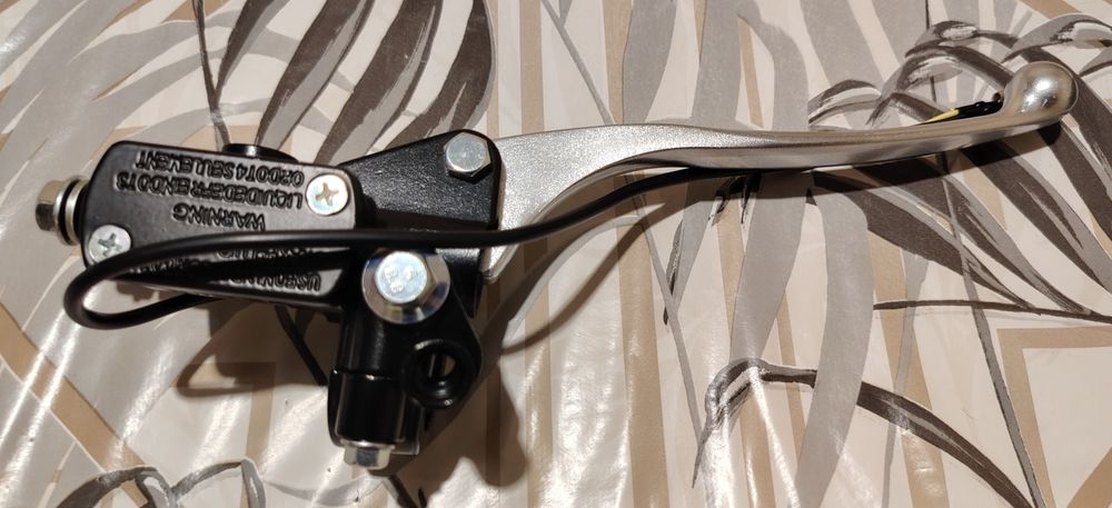 Ръкохватка със спирачна помпа за мотор, атв и др., Нова