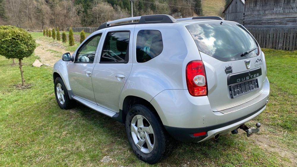 Dacia Duster 1.5 dci 4x4 
An fabricare -2011