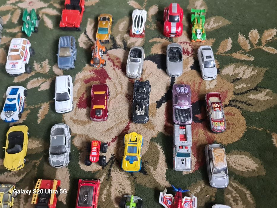 продам детские машинки