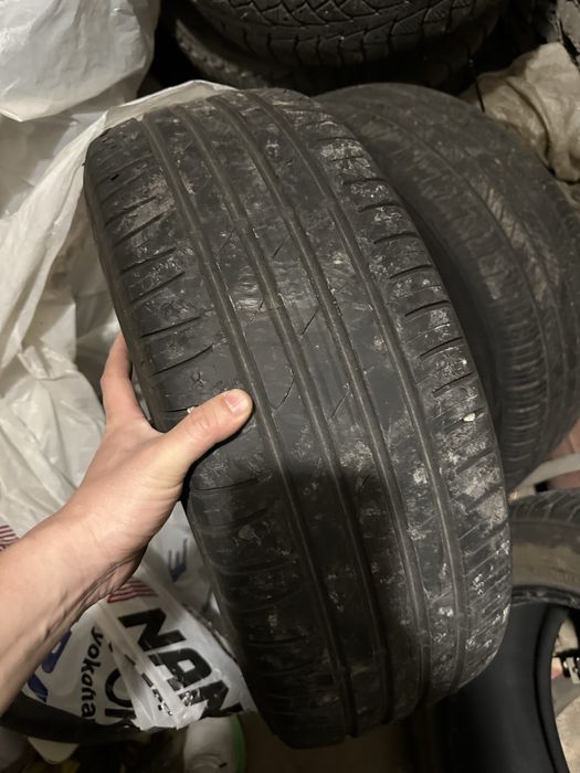 Продам резину две пары