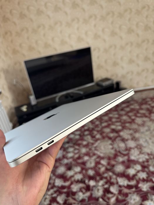 MacBook Pro M1 8/256
