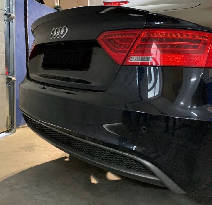 Eleron portbagaj compatibil Audi A5 SportBack S5 Style negru lucios