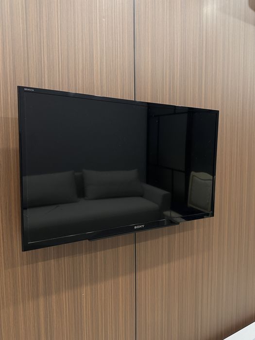 продам телевизор SONY Bravia