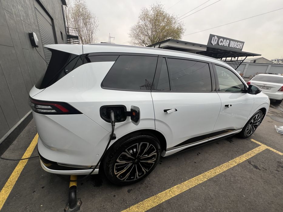 Dongfeng 008 max 2026 restaling