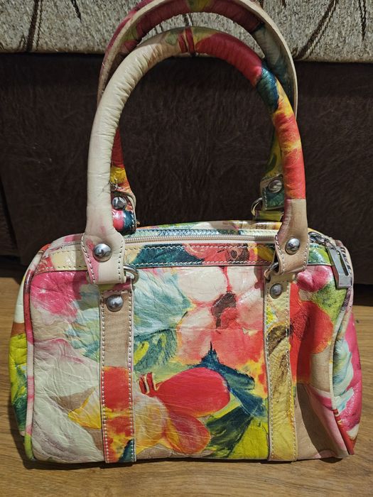 Geantă mică de mână