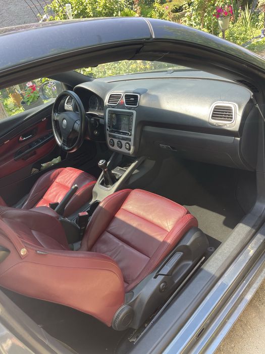 Vând Volkswagen Eos