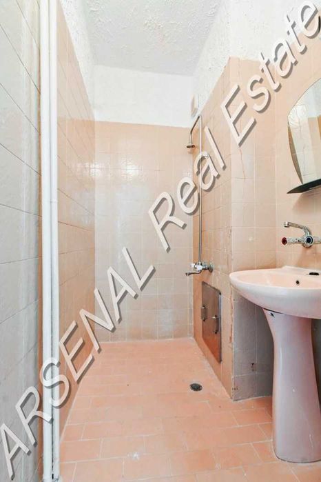 Продаваме 3-стаен апартамент в кв. Красна Поляна