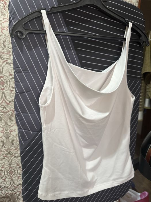 Продам женскую одежду