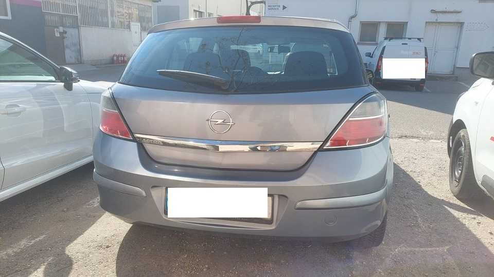 OPEL ASTRA H echipare Enjoy, fabricatie 2008, Motor benzina 1.4 singurul proprietar, km Reali 92.000