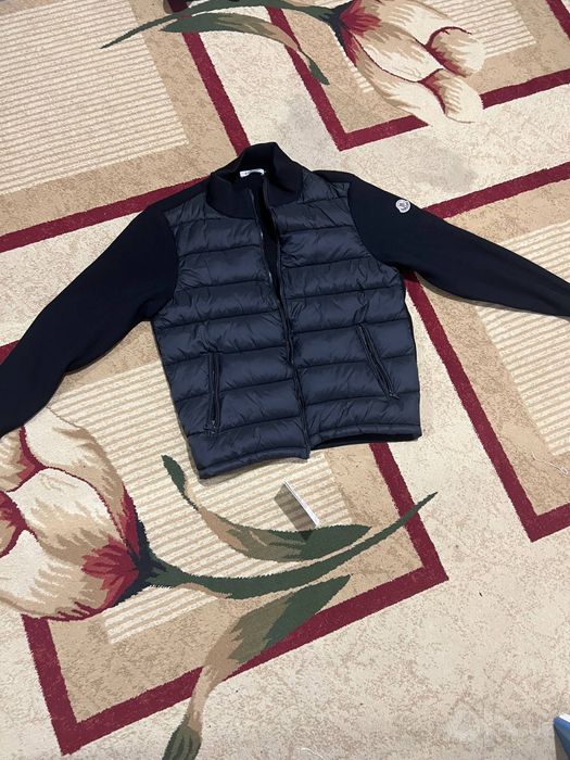 Moncler vetrovka+sviter