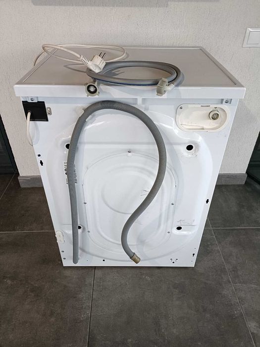 Masina de spalat rufe Ariston 1200 rpm program scurt de spalare