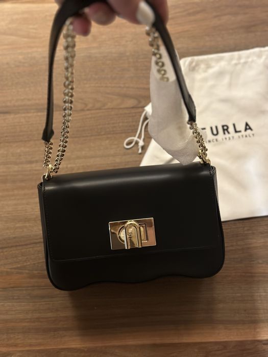 Дамска чанта furla