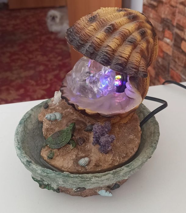 Домашний фонтан увложнитель