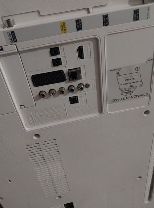 Смарт телевизор Samsung 81см.