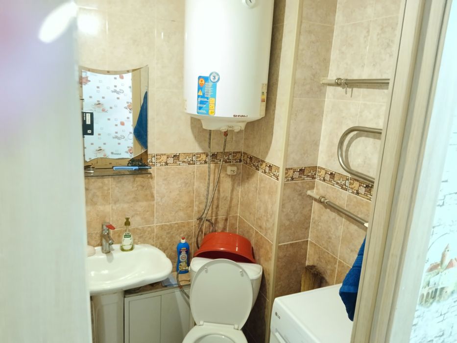 Продам 2 х комн квар. 6-68, 1 этаж.