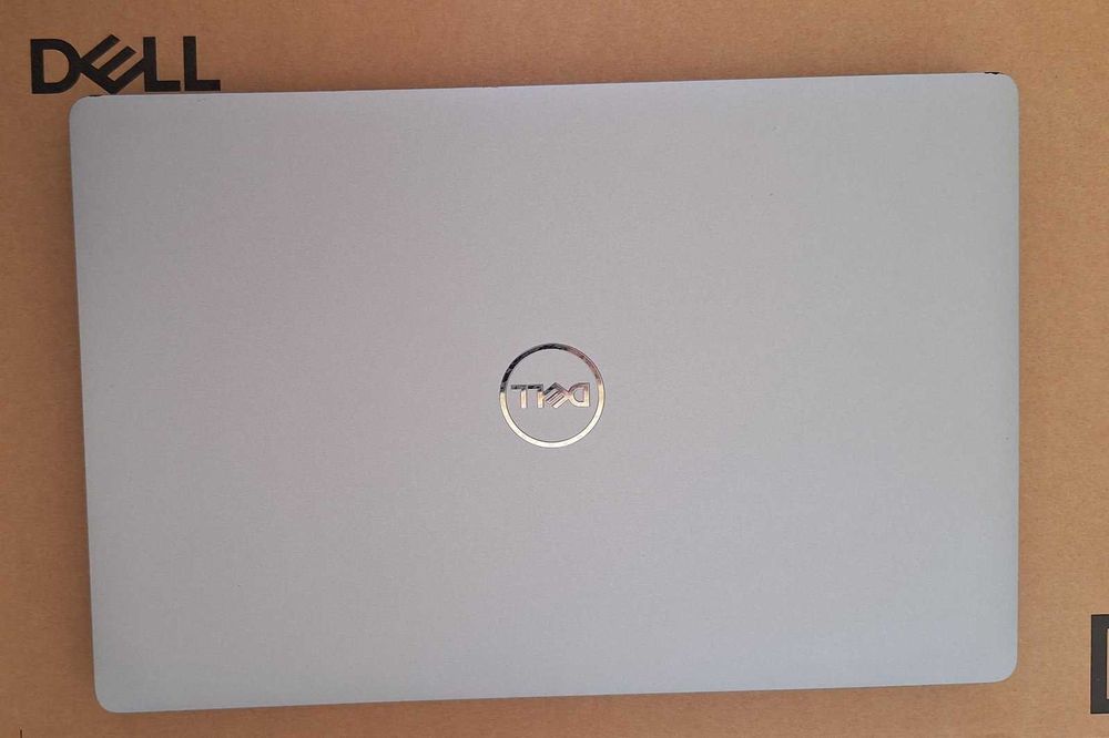 DELL Latitude 5510 | i5-10210U | 8GB | 256GB NVMe | Лицензиран Windows 11 Pro & Office 2019