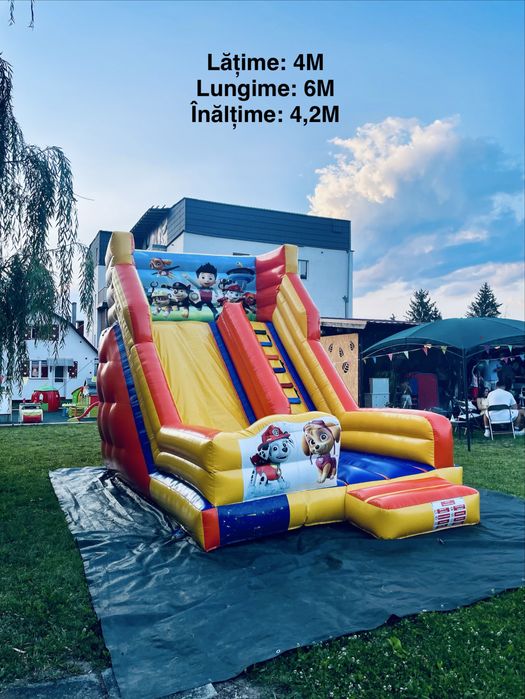 De închiriat tobogane gonflabile