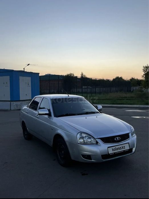 Лада приора седан