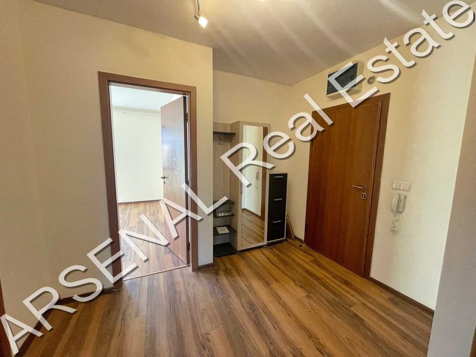 Дава се под наем Тристаен апартамент в София, Център - 110 кв.м за 750 € - Снимка #1