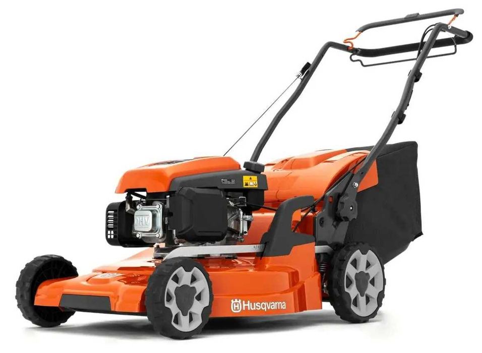 Gazonokosilka Husqvarna LC 253SP   Бензиновая газонокосилка