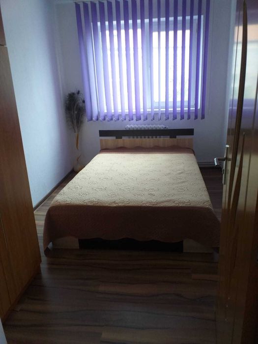 Apartament 2 camere cetate