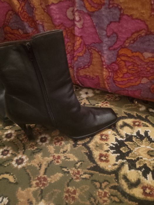 Продам Женские обувь