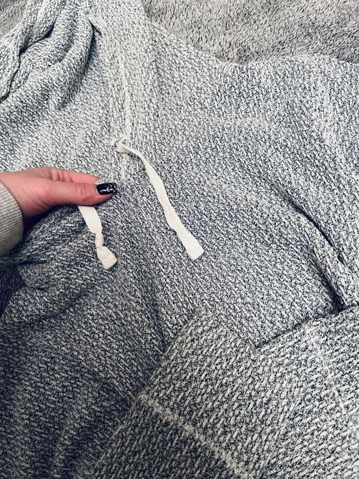 Vand hainute la pret foarte mic din garderoba proprie