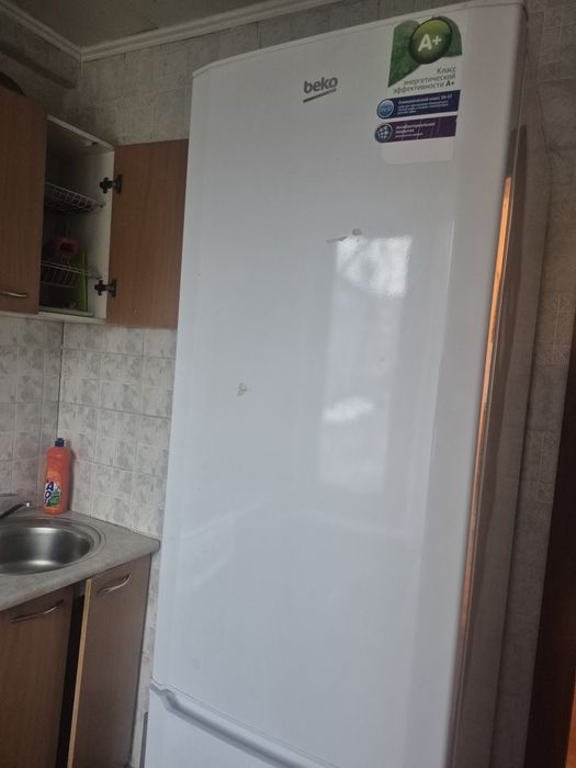 Холодильник в рабочим состаянии