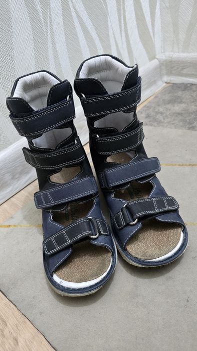 ортопедическая обувь