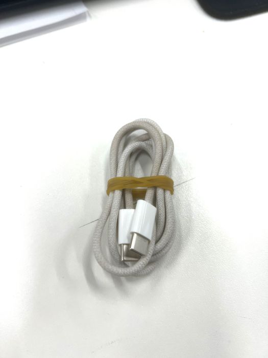 Кабель Apple Type-C to Type-C