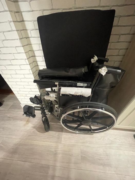 Инвалидная коляска silver 200