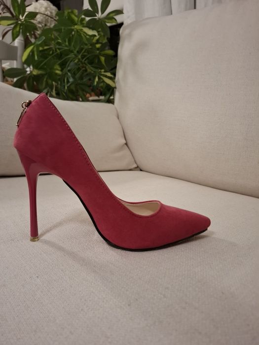 Нови дамски  елеганттни обувки Dior