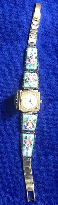 Женские наручные часы Чайка