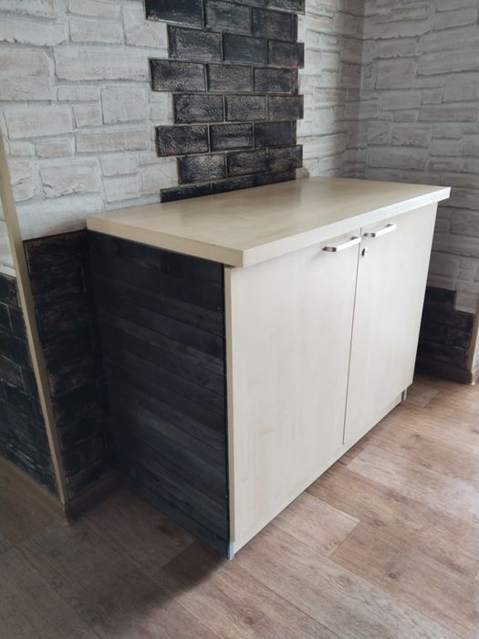 Продам   тумбу...