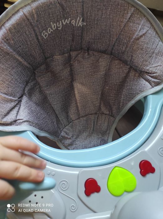 Продам Ходунки детские