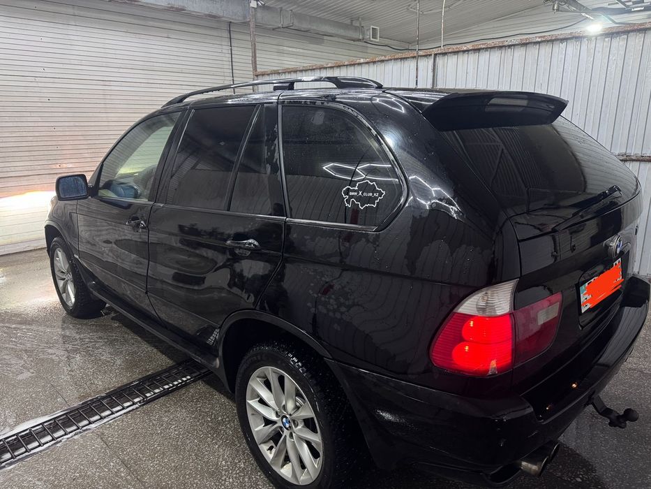 BMW x5 e53  2004г