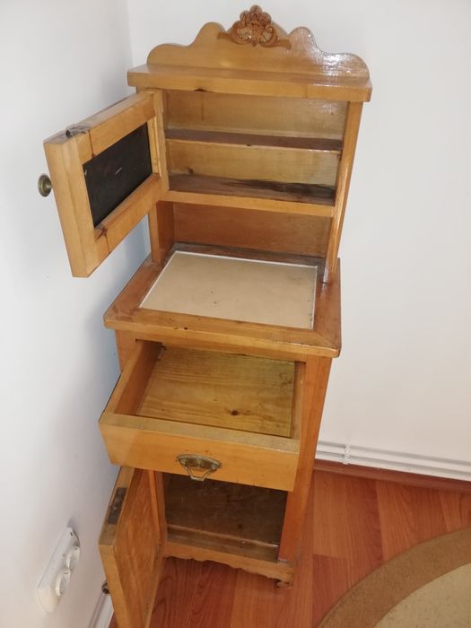 Mobila veche 3 corpuri