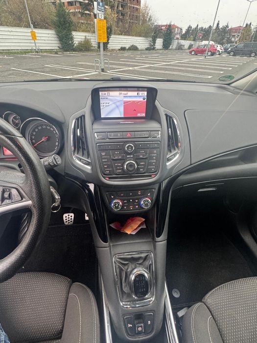Opel Zafira Tourer OPC 2.0 ctdi 177cp