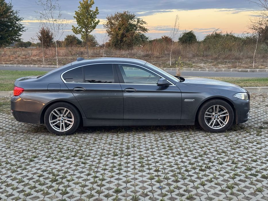 BMW Seria 5 520d F10 LCI | Bi-Xenon | B47 | Navigatie mare | Hi-Fi |