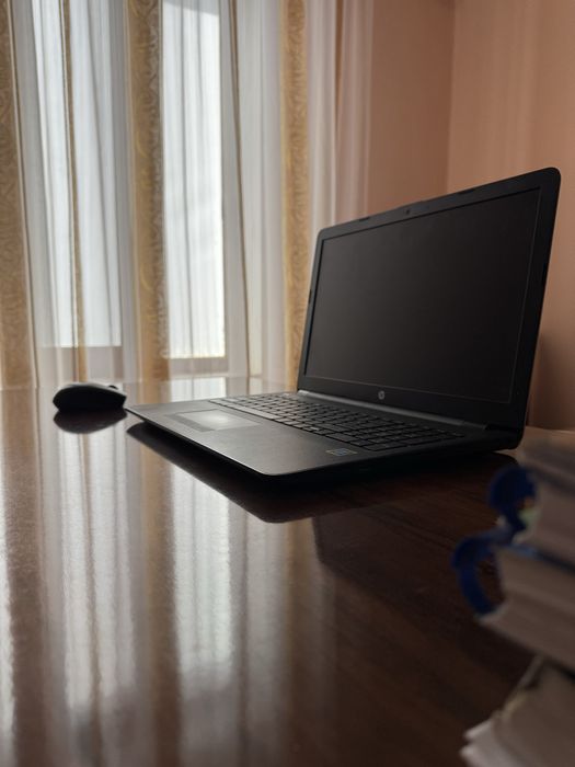 Noutbuk hp kompyuter