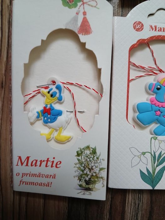 Mărțișoare 2 lei bucata