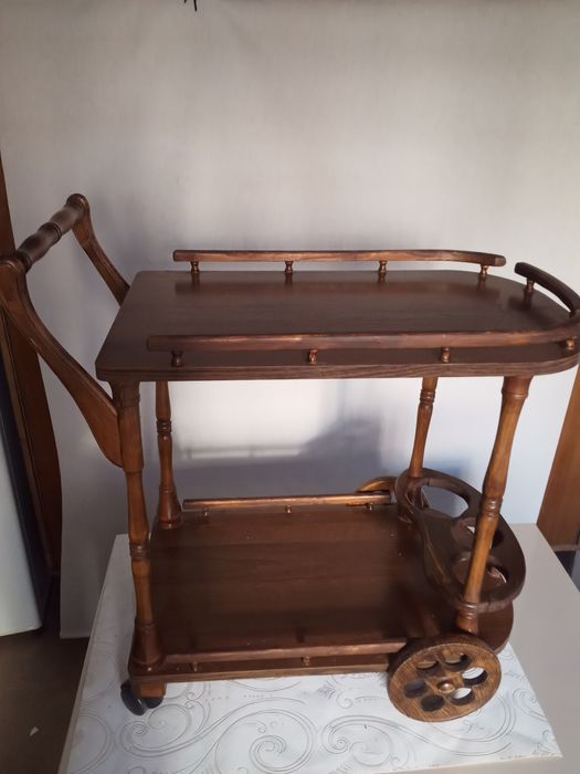 продам барный столик бу