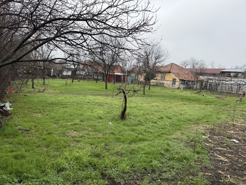Casa de vanzare teren 1279m
