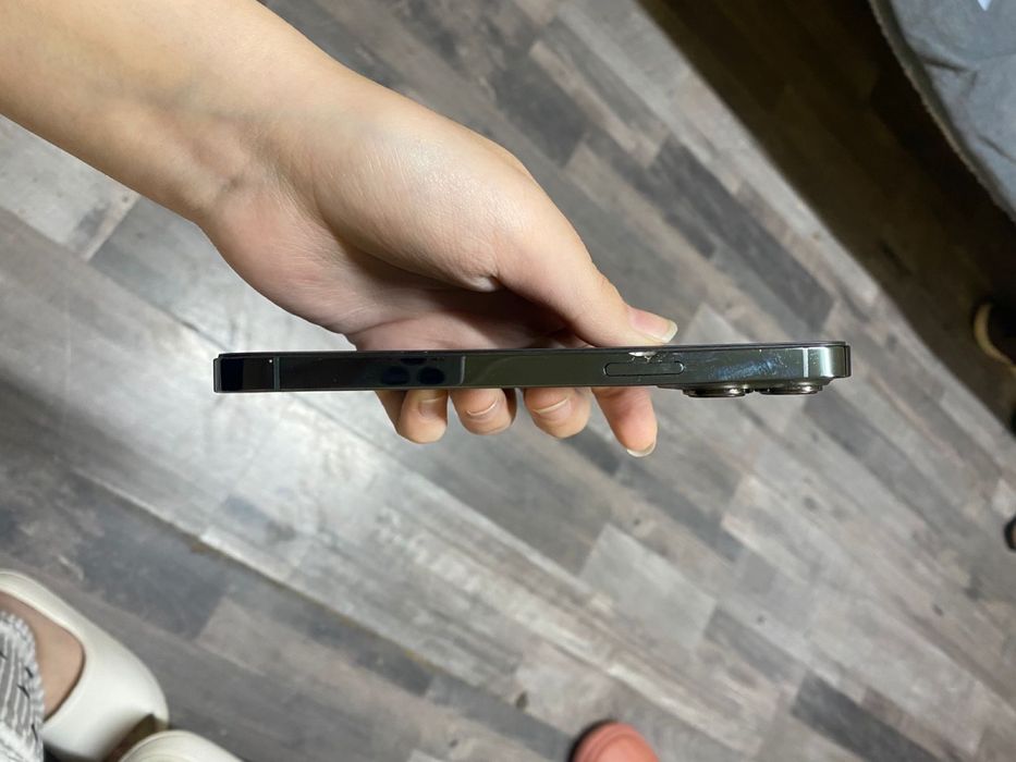 Айфон 13 про продам